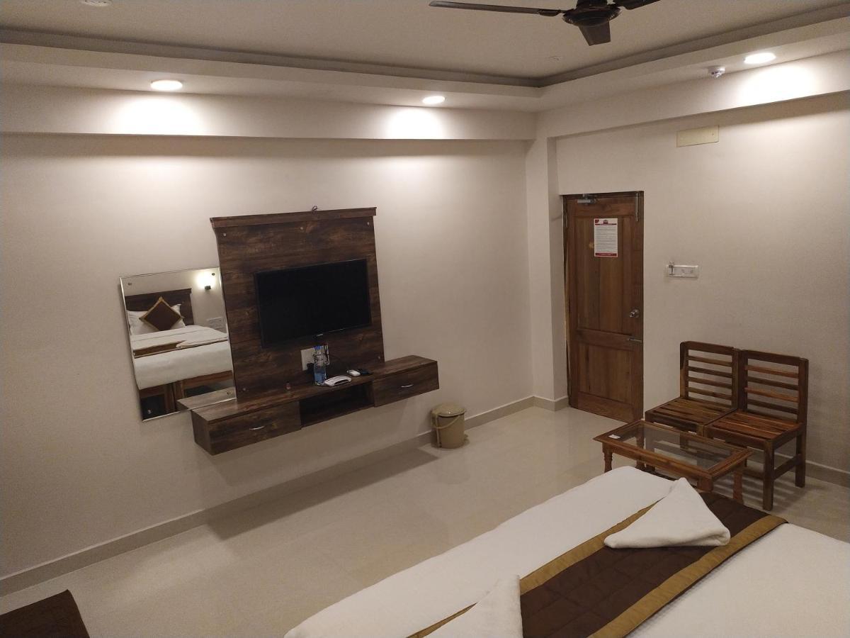 Hotel Rani And Rani Residency Pondicherry Exterior photo